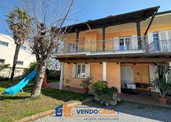 Independent house Cherasco - photo 1