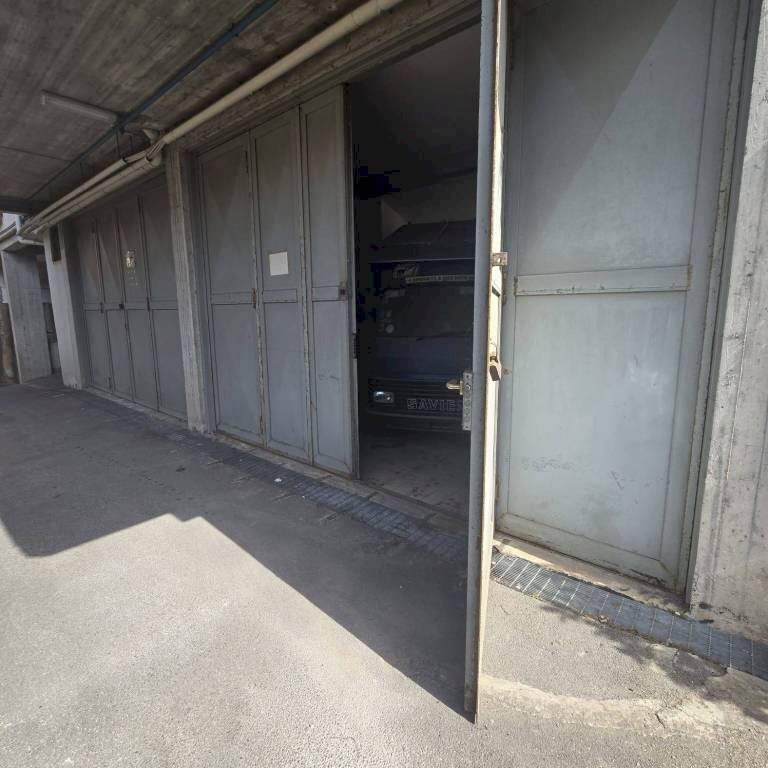 Warehouse via Sant'Elia, Roccapiemonte - photo 1