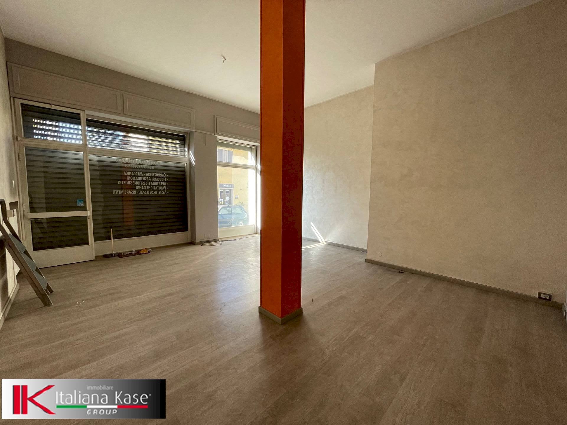 Foto 2 - Shop corso italia, Gassino Torinese - photo 2