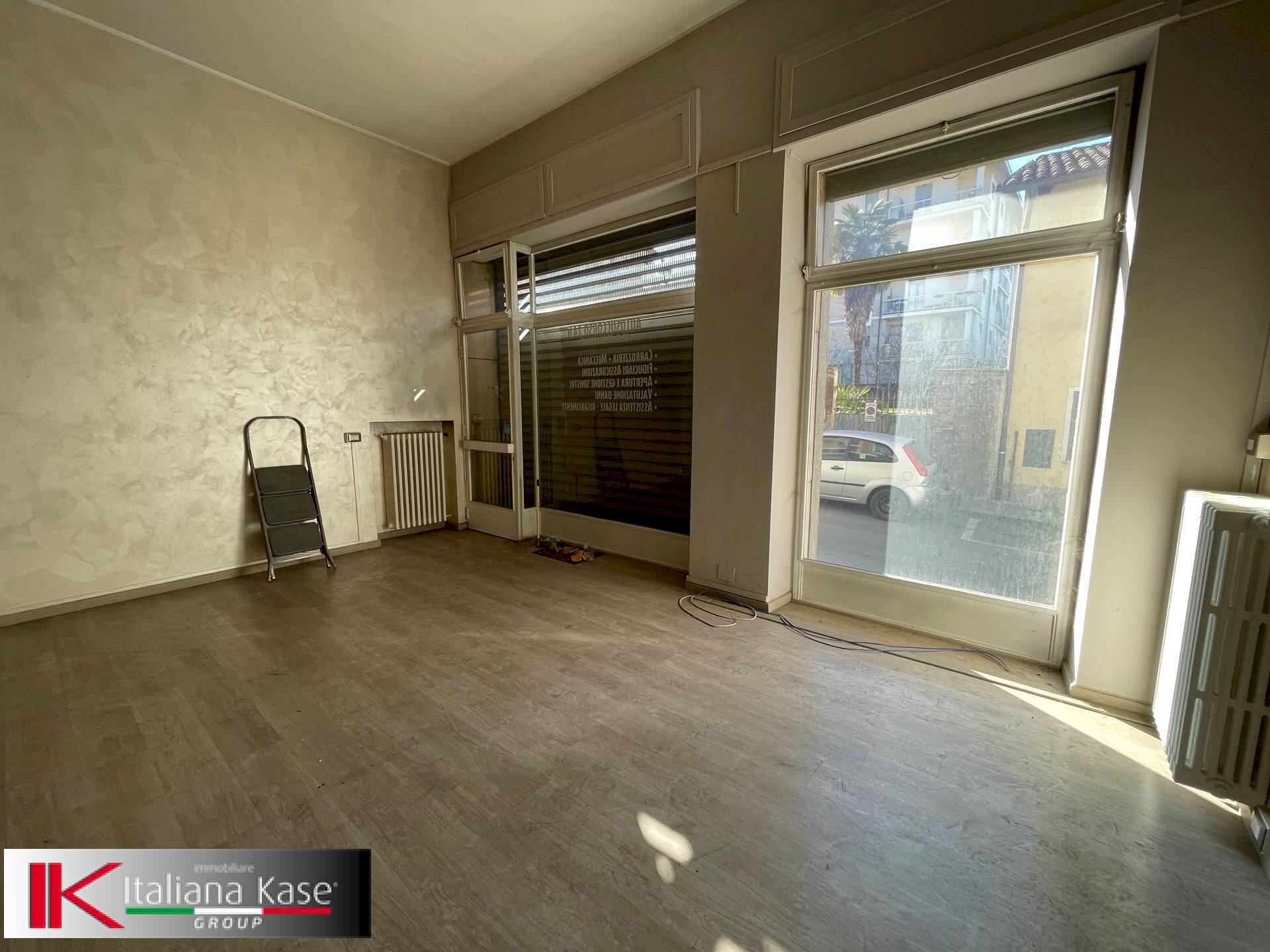 Foto 3 - Shop corso italia, Gassino Torinese - photo 3