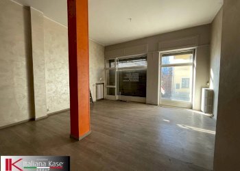 Foto 1 - Shop corso italia, Gassino Torinese - photo 1