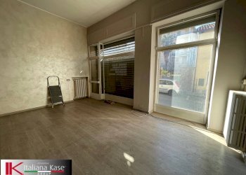 Foto 3 - Shop corso italia, Gassino Torinese - photo 3