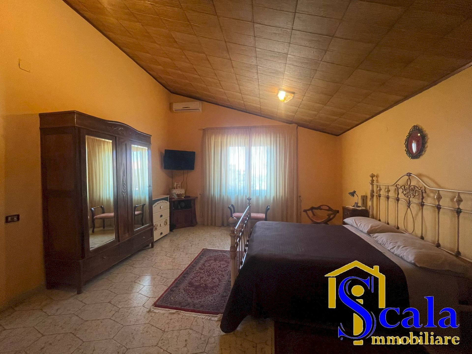 Foto 3 - Villa VIA RAFAFELE PANCARO
34, Bellona - photo 3