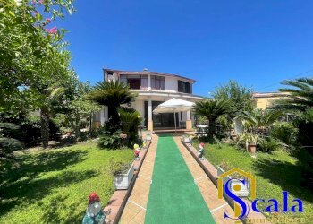 Foto 1 - Villa VIA RAFAFELE PANCARO
 
34, Bellona - foto 1