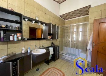 Foto 13 - Villa VIA RAFAFELE PANCARO
 
34, Bellona - foto 13