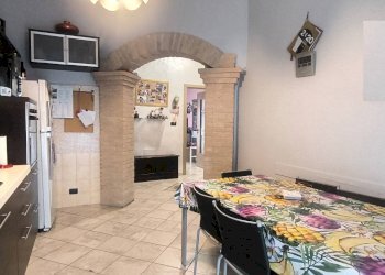 Foto 2 - Four-room apartment Strada Trossi
 
2, Benna - photo 2