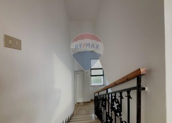 Scale - Casa semi indipendente Via Orientale
 
35, Treglio - foto 37