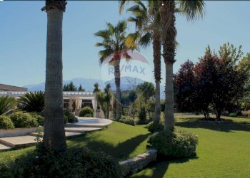 Giardino - Hotel Contrada Ortonese
 
18, Orsogna - foto 3