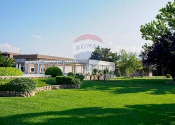 Giardino - Hotel Contrada Ortonese
 
18, Orsogna - foto 20