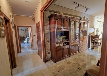 Hall / corridoio - Appartamento Via Parma
 
2, Lanciano - foto 16