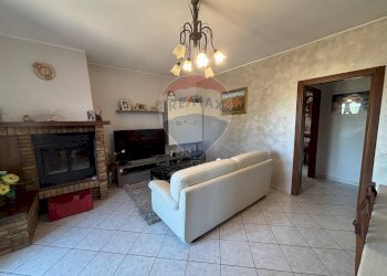 Soggiorno - Trilocale Via Principale
 
189, Mozzagrogna - foto 2