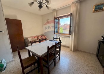 Sala da pranzo - Trilocale Via Principale
 
189, Mozzagrogna - foto 15