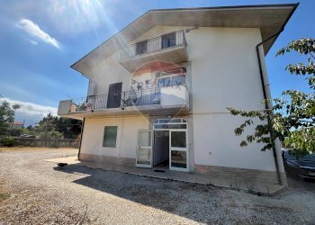 Casa all\'aperto - Trilocale Via Principale
 
189, Mozzagrogna - foto 25