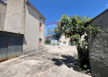 Edificio all\'aperto - Casa indipendente Contrada Scosse
 
36, Altino - foto 9