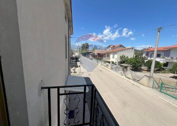 Balcone - Casa indipendente Contrada Scosse
 
36, Altino - foto 32