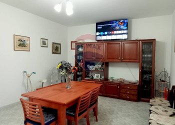 Sala da pranzo - Casa indipendente Contrada Sant'Amato
 
42, Lanciano - foto 5