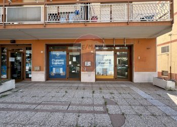 Edificio all\'aperto - Locale Commerciale Corso Giuseppe Mazzini
130, Vasto - foto 3