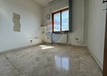 Stanza vuota - Locale Commerciale Corso Giuseppe Mazzini
130, Vasto - foto 10