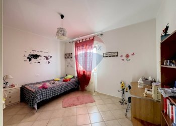 Camera / camera da letto - Appartamento Via Teofilo Patini
 
50, Castel Frentano - foto 50