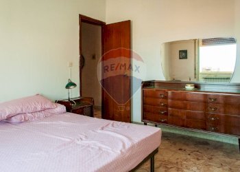 Camera / camera da letto - Quadrilocale Via Etnea
 
722, Catania - foto 19