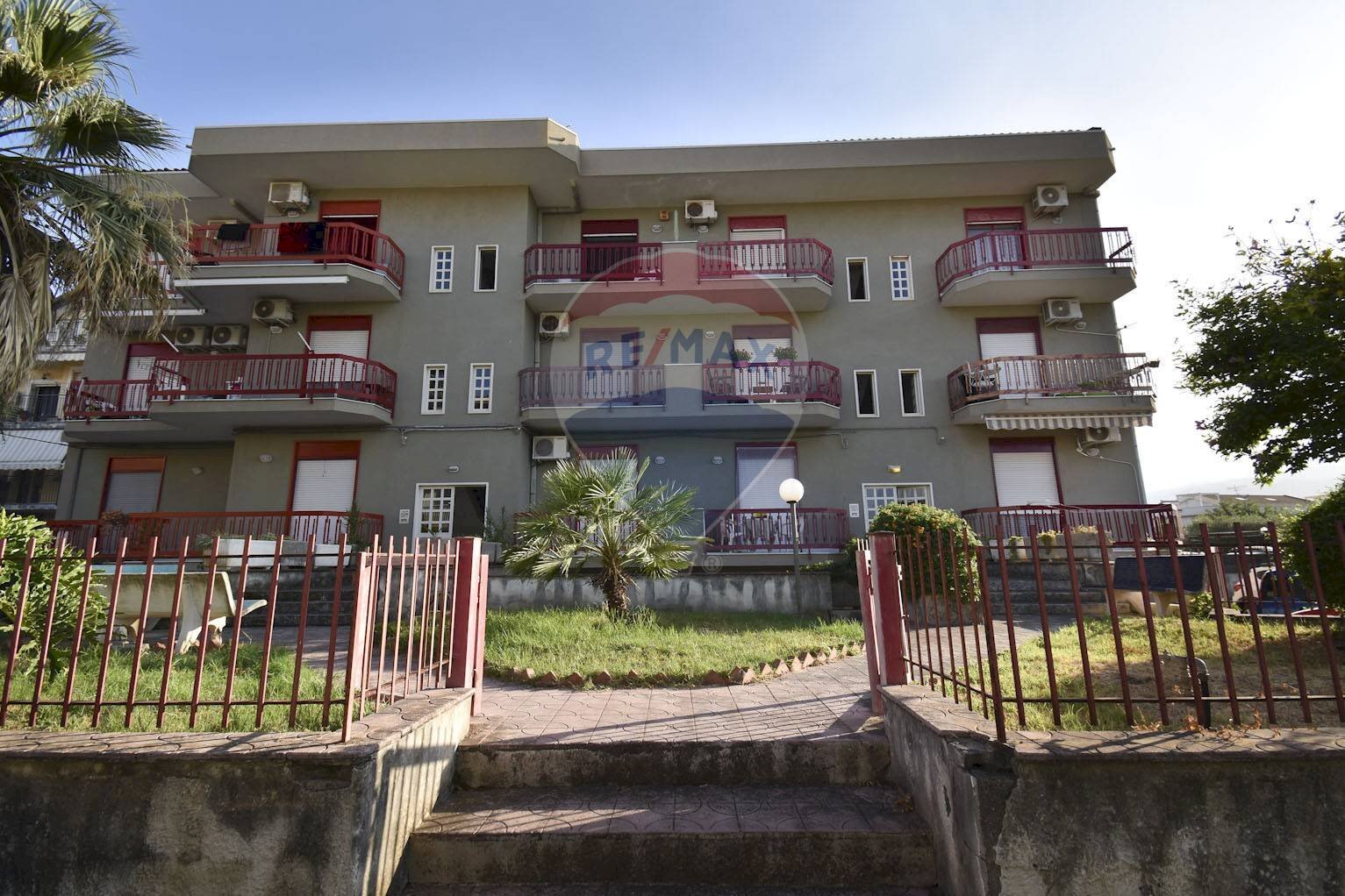 Edificio all\'aperto - Trilocale via spiaggia
 
21, Mascali - foto 3