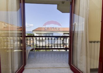 Balcone - Trilocale via spiaggia
 
21, Mascali - foto 13