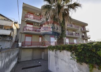 Edificio all\'aperto - Trilocale via spiaggia
 
21, Mascali - foto 32