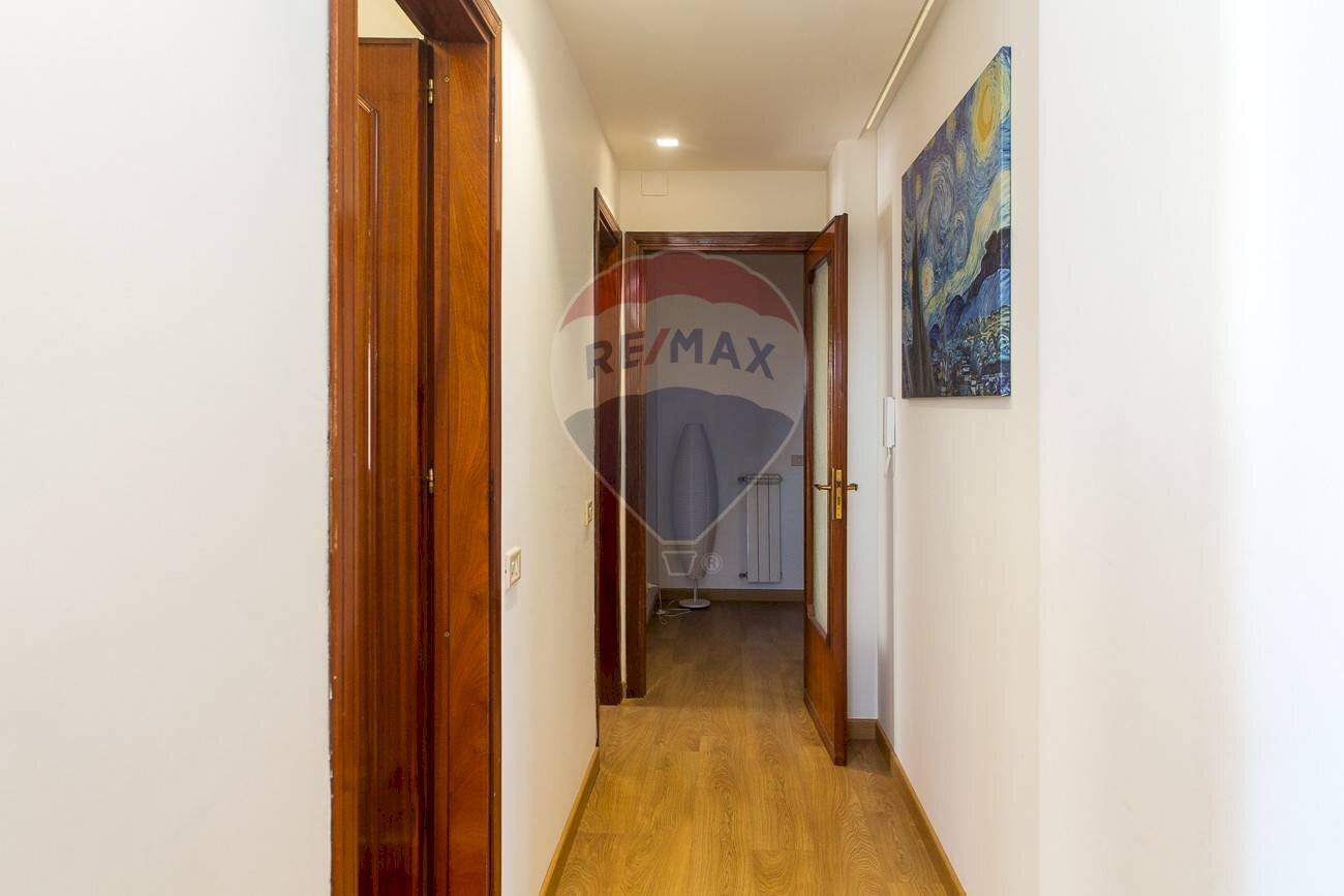 Hall / corridoio - Four-room apartment Piazza Eroi D'ungheria
7, Catania - photo 3