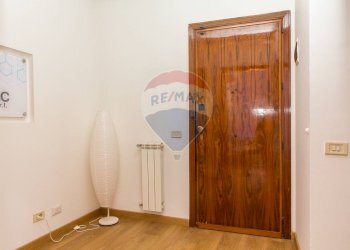 Stanza vuota - Quadrilocale Piazza Eroi D'ungheria
 
7, Catania - foto 6