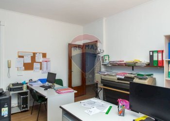 Ufficio - Quadrilocale Piazza Eroi D'ungheria
 
7, Catania - foto 10