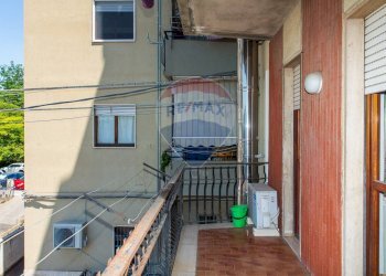 Balcone - Quadrilocale Piazza Eroi D'ungheria
 
7, Catania - foto 19