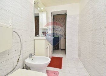 Bagno - Casa indipendente Via IV Novembre
 
65, Aci Catena - foto 12