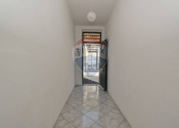 Hall / corridoio - Casa indipendente Via IV Novembre
 
65, Aci Catena - foto 16