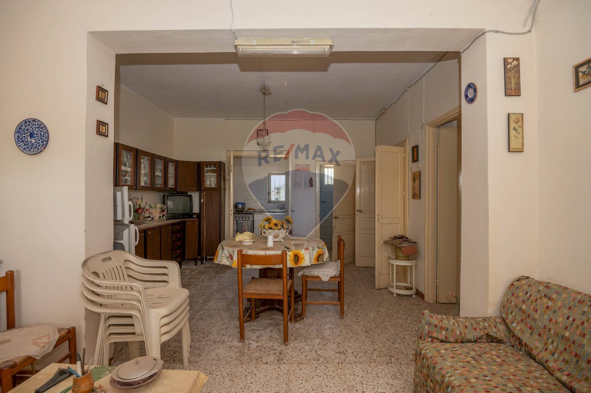 Sala da pranzo - Villa Via Giuseppe Garibaldi
 
183, Caltagirone - foto 2