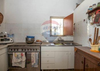 Cucina - Villa Via Giuseppe Garibaldi
 
183, Caltagirone - foto 4