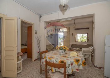 Sala da pranzo - Villa Via Giuseppe Garibaldi
 
183, Caltagirone - foto 34