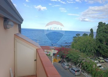 Vista dell\'acqua - Attico via Cocole
 
3, Acireale - foto 14