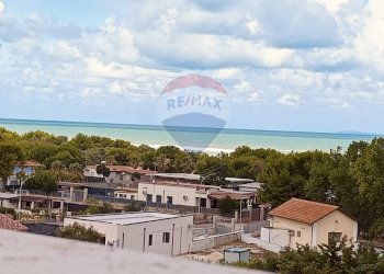 Vista dell\'acqua - Quadrilocale Viale Uria
 
183, Ischitella - foto 22