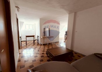 Soggiorno - Quadrilocale Viale Uria
 
183, Ischitella - foto 9