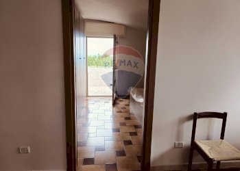 Hall / corridoio - Quadrilocale Viale Uria
 
183, Ischitella - foto 14