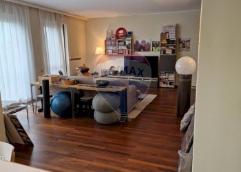 Soggiorno - Apartment VIA IPPOLITO NIEVO
 
8, Milano - photo 6