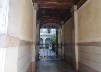 Ricezione / Lobby - Bilocale Via Lorenzo Mascheroni
 
29, Milano - foto 3