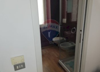 Bagno - Bilocale Via Lorenzo Mascheroni
 
29, Milano - foto 26