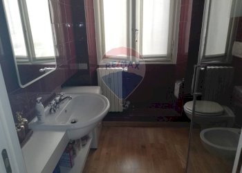 Bagno - Bilocale Via Lorenzo Mascheroni
 
29, Milano - foto 28