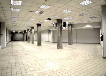 Foto 5 - Locale Commerciale Via Juvarra
55, Nichelino - foto 4