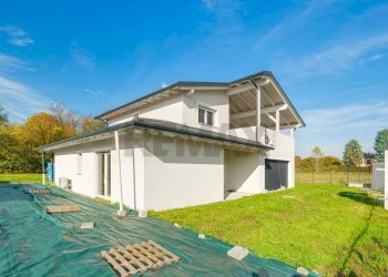 Casa all\'aperto - Villa BEVILACQUA
 
9, Busto Arsizio - foto 2