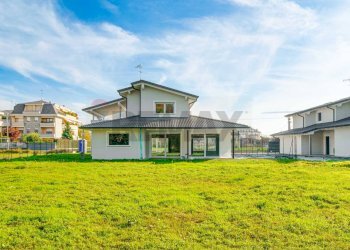 Casa all\'aperto - Villa BEVILACQUA
 
9, Busto Arsizio - foto 1