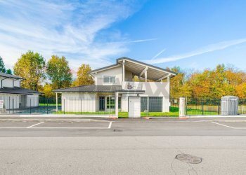 Casa all\'aperto - Villa BEVILACQUA
 
9, Busto Arsizio - foto 13