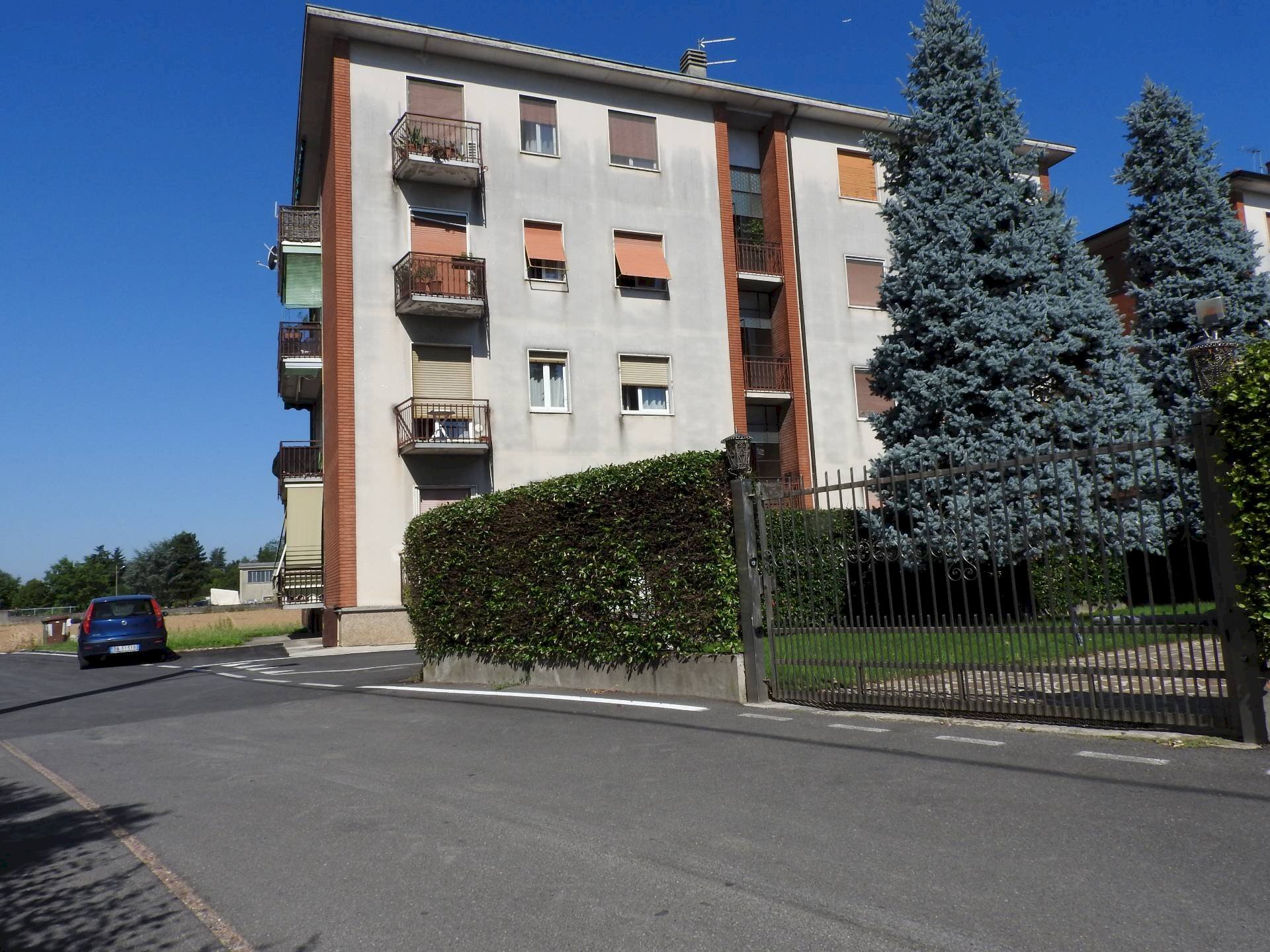 Foto 3 - Bilocale via Valfredda
 
18, Sulbiate - foto 3