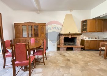 Sala da pranzo - Trilocale Poggio San Lorenzo - foto 8